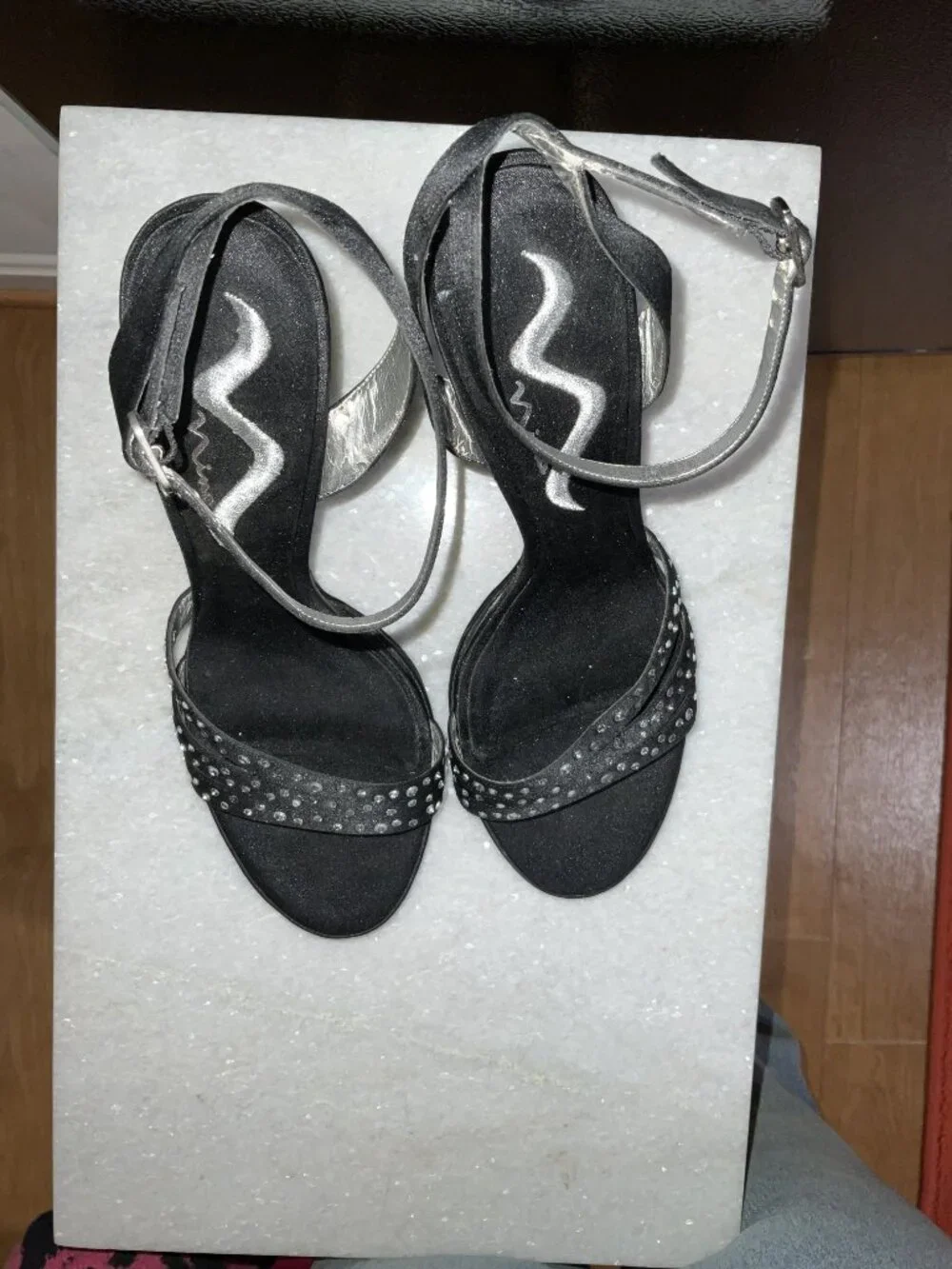 Nina black high